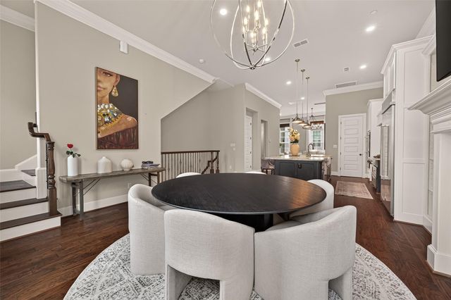 855 Dunleigh Meadows Lane, Houston, TX 77055