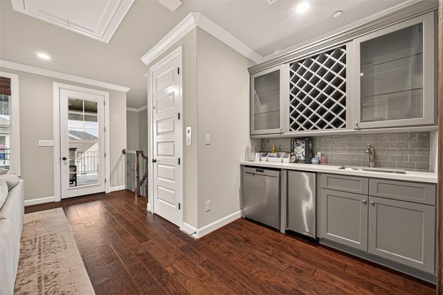 855 Dunleigh Meadows Lane, Houston, TX 77055