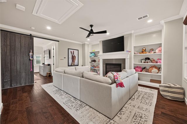855 Dunleigh Meadows Lane, Houston, TX 77055