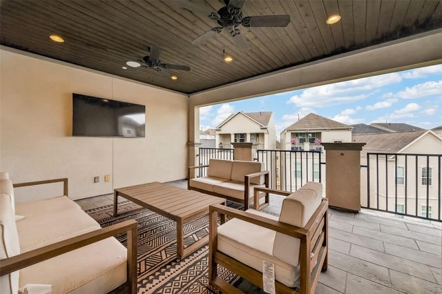 855 Dunleigh Meadows Lane, Houston, TX 77055