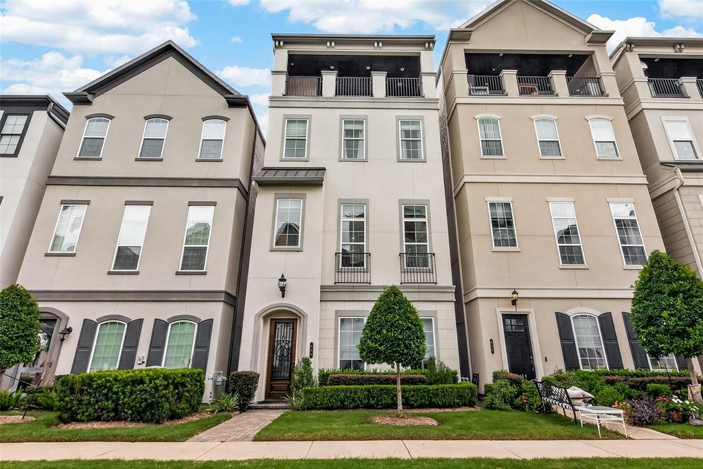 855 Dunleigh Meadows Lane, Houston, TX 77055