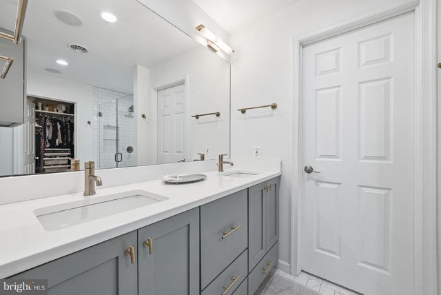 9503 ROCKPORT RD, Vienna, VA 22180