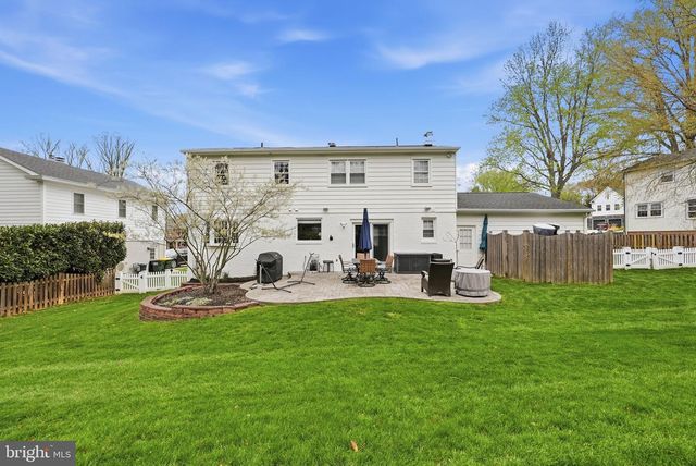 9503 ROCKPORT RD, Vienna, VA 22180