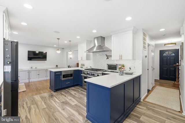 9503 ROCKPORT RD, Vienna, VA 22180