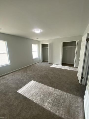 834 Nottaway DR, Chesapeake, VA 23320