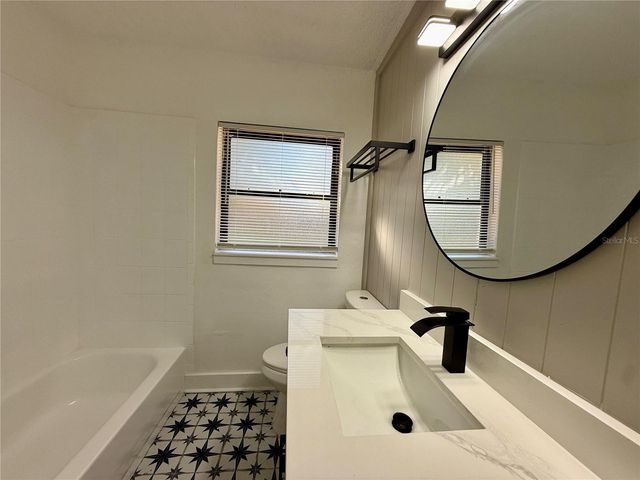 6124 DOGWOOD DRIVE, Orlando, FL 32807