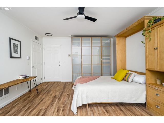 701 Ne 28TH Ave 36, Portland, OR 97232