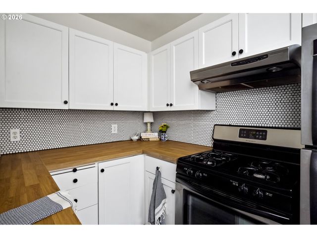 701 Ne 28TH Ave 36, Portland, OR 97232