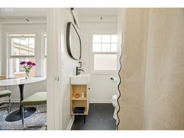 701 Ne 28TH Ave 36, Portland, OR 97232