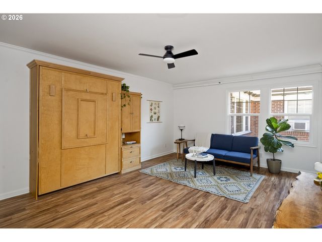 701 Ne 28TH Ave 36, Portland, OR 97232