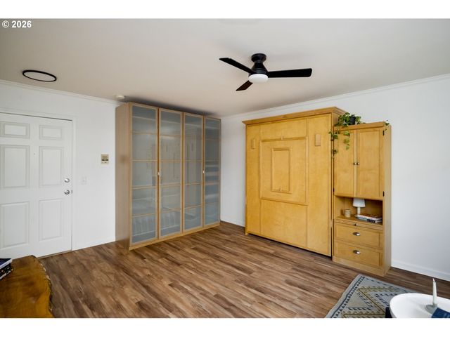 701 Ne 28TH Ave 36, Portland, OR 97232