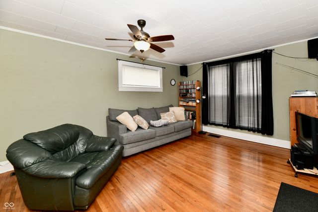 606 W 2nd Street, Sheridan, IN 46069