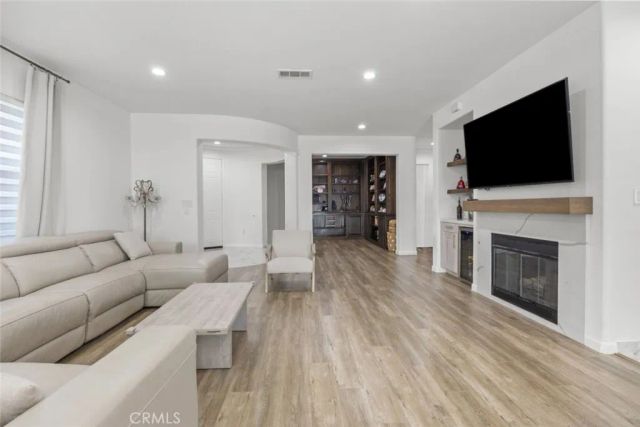 16485 W Nicklaus Drive 120, Sylmar, CA 91342
