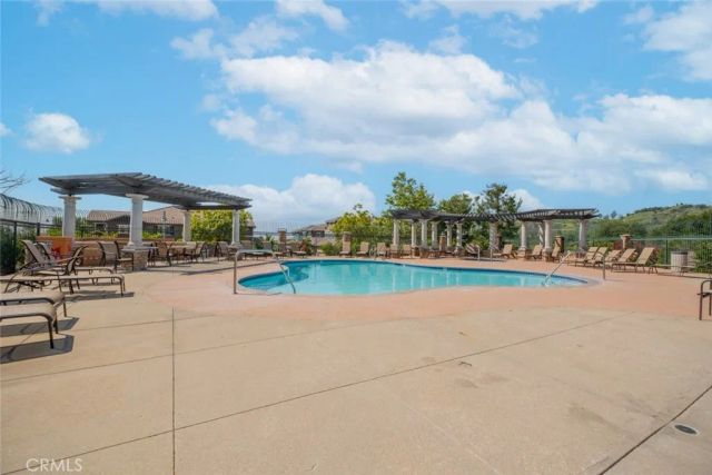 16485 W Nicklaus Drive 120, Sylmar, CA 91342