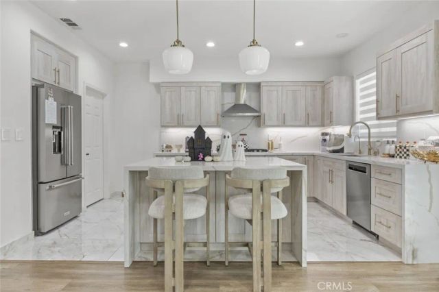 16485 W Nicklaus Drive 120, Sylmar, CA 91342