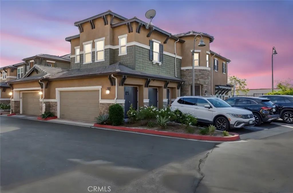 16485 W Nicklaus Drive 120, Sylmar, CA 91342