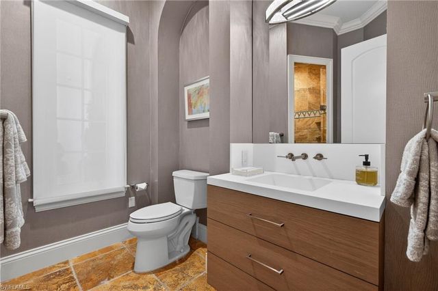 1675 Murex LN, Naples, FL 34102