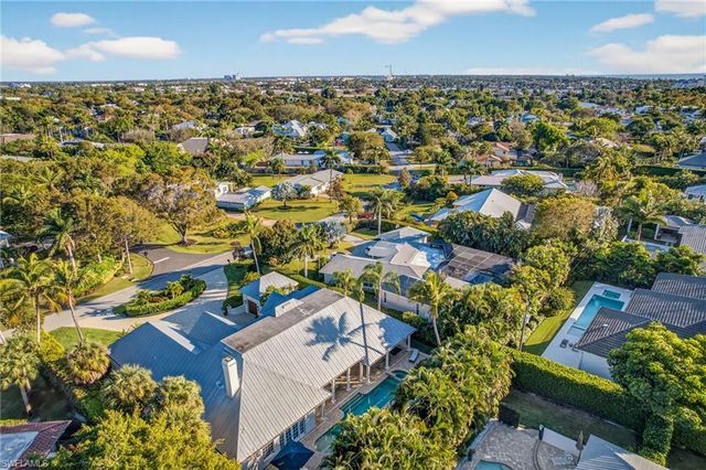 1675 Murex LN, Naples, FL 34102