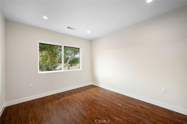 415 Riverdale Drive D, Glendale, CA 91204