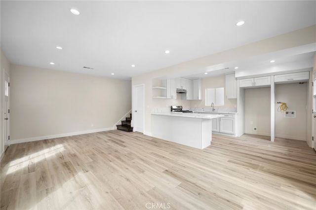 415 Riverdale Drive D, Glendale, CA 91204