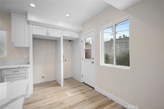 415 Riverdale Drive D, Glendale, CA 91204
