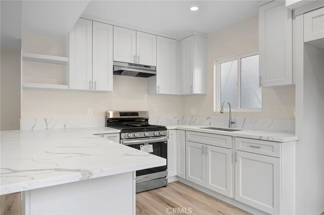 415 Riverdale Drive D, Glendale, CA 91204