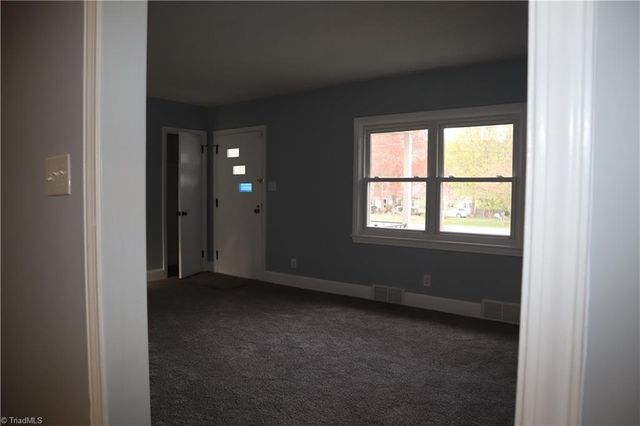 5425 Yanceyville Road, Browns Summit, NC 27214