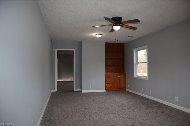 5425 Yanceyville Road, Browns Summit, NC 27214