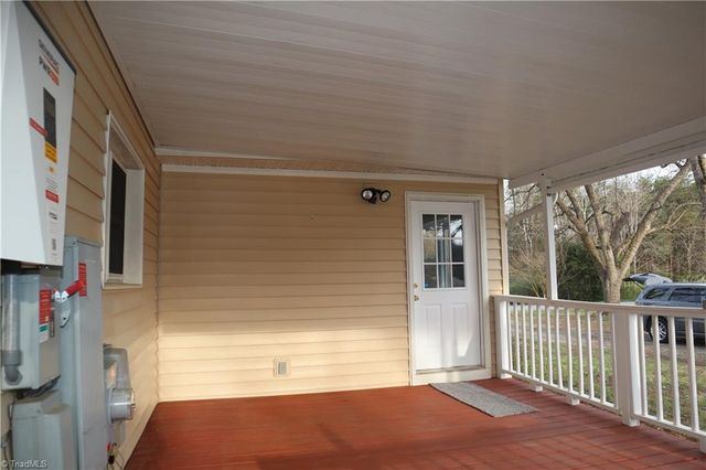 5425 Yanceyville Road, Browns Summit, NC 27214