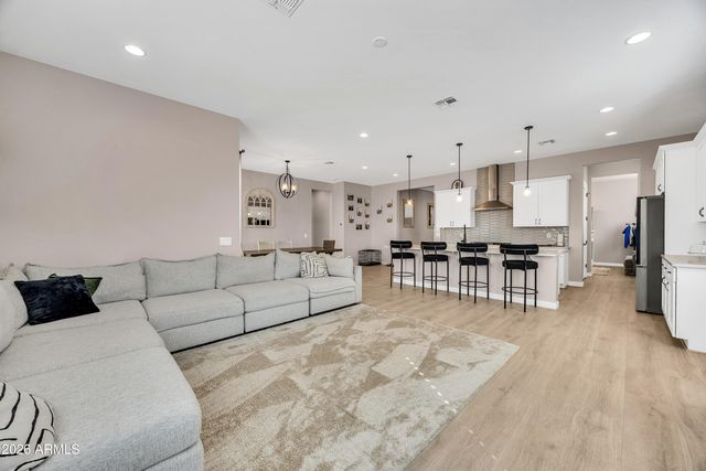 748 S 176TH Avenue, Goodyear, AZ 85338