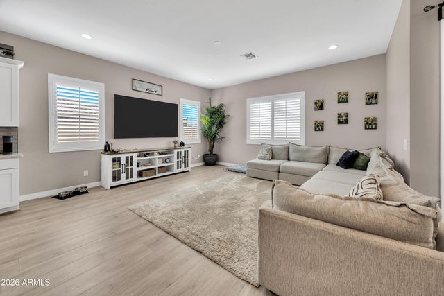 748 S 176TH Avenue, Goodyear, AZ 85338