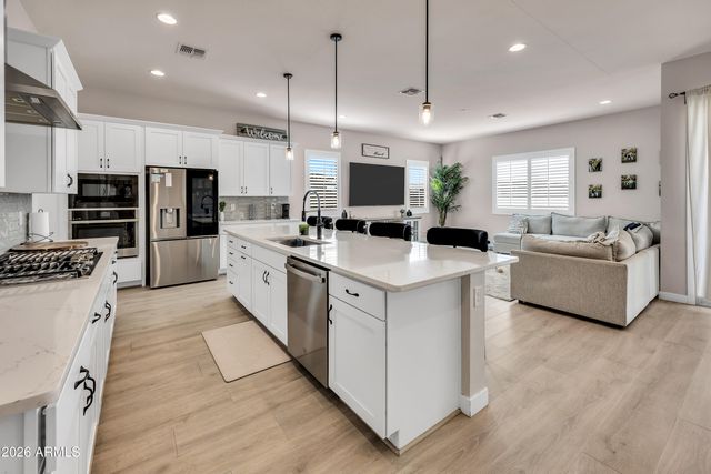 748 S 176TH Avenue, Goodyear, AZ 85338