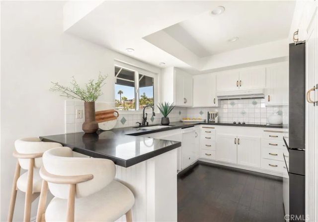 2712 Shell Street, Corona Del Mar, CA 92625