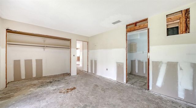 208 HOURGLASS WAY V11, Sarasota, FL 34242