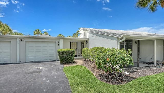 208 HOURGLASS WAY V11, Sarasota, FL 34242