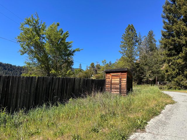 232 E Perch Creek Road, Orleans, CA 95556