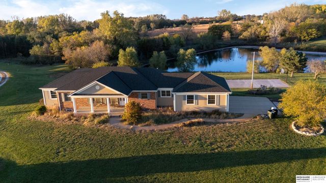 14850 Old Cheney Road, Walton, NE 68461