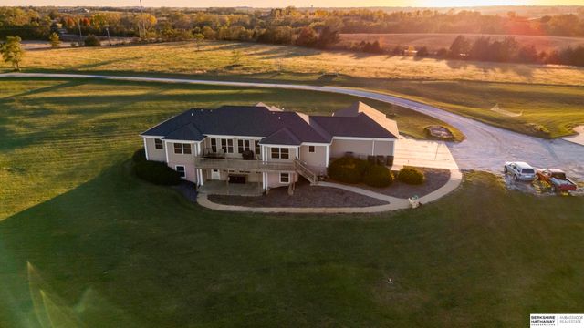 14850 Old Cheney Road, Walton, NE 68461