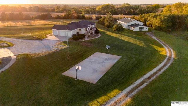 14850 Old Cheney Road, Walton, NE 68461