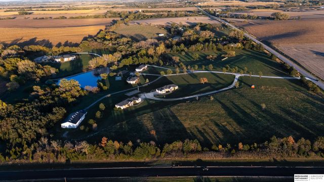 14850 Old Cheney Road, Walton, NE 68461