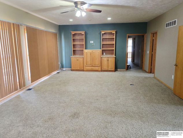 14850 Old Cheney Road, Walton, NE 68461