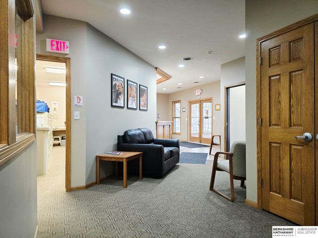 14850 Old Cheney Road, Walton, NE 68461