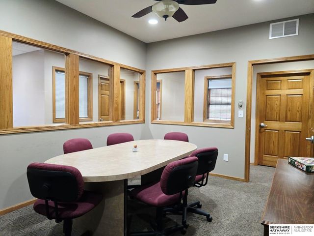 14850 Old Cheney Road, Walton, NE 68461