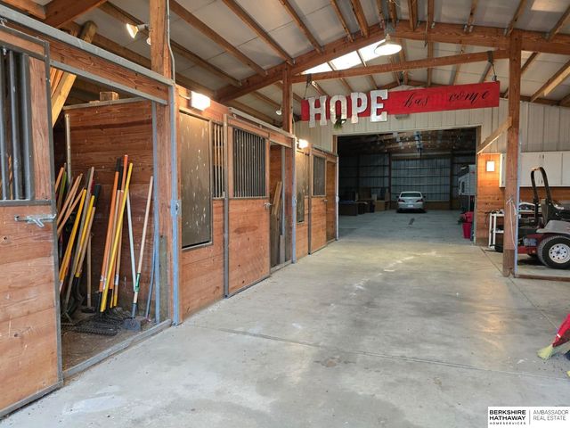 14850 Old Cheney Road, Walton, NE 68461