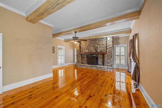 408 County Road 637, Mentone, AL 35984