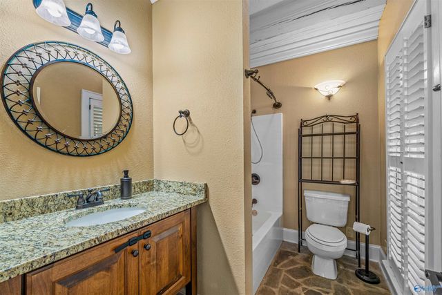 408 County Road 637, Mentone, AL 35984