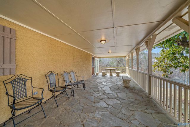 408 County Road 637, Mentone, AL 35984