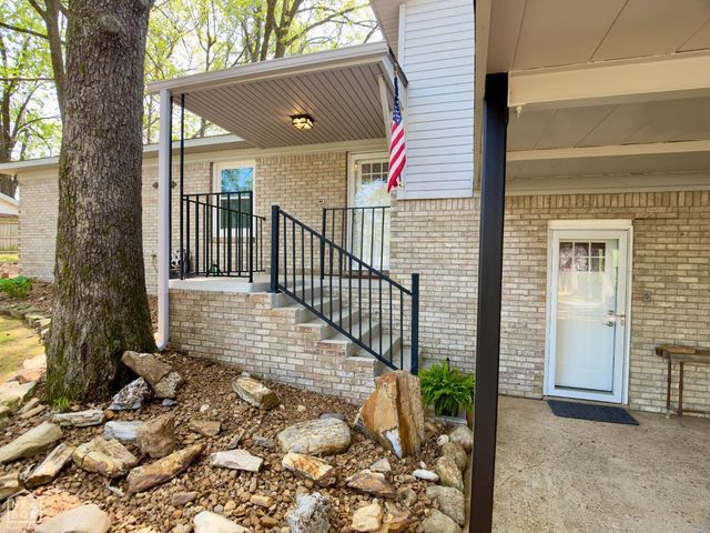 1115 Medallion Drive, Jonesboro, AR 72404