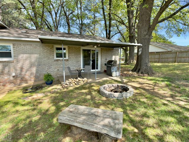 1115 Medallion Drive, Jonesboro, AR 72404