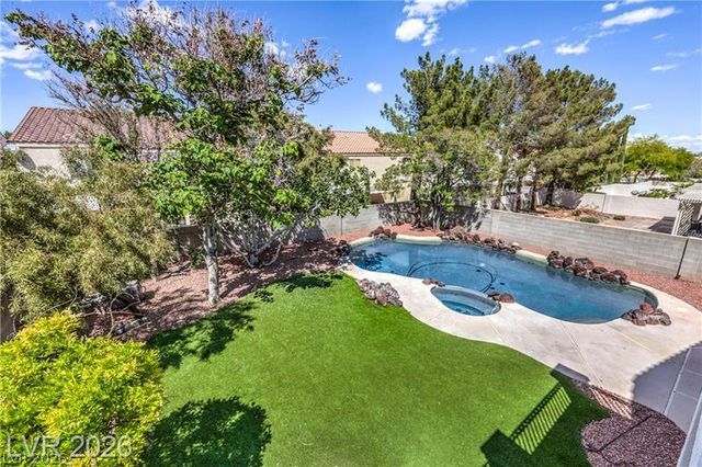10008 Dusty Winds Avenue, Las Vegas, NV 89117